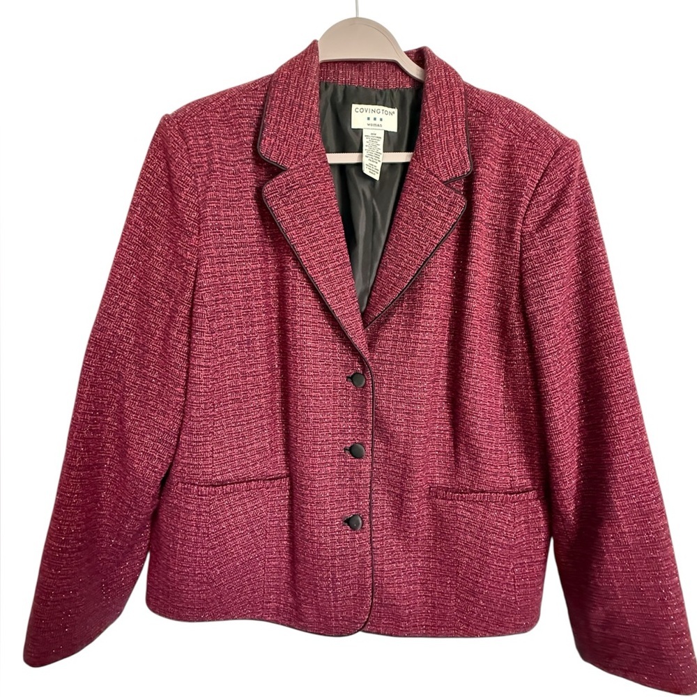 Covington Women's Berry Blazer Jacket